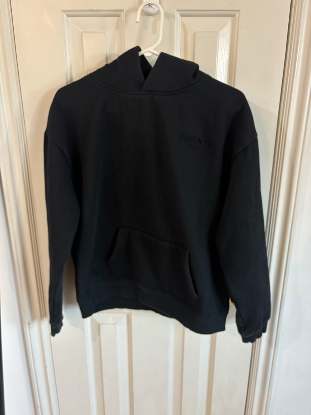 Classic "essentials " black hoodie * accepting offers - Picture 4 of 8